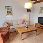 River Ebro Apartment Mora d'Ebre