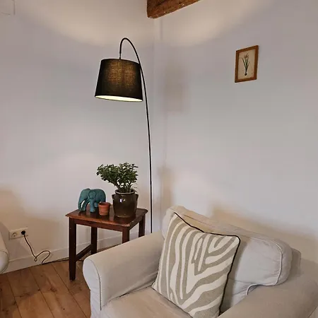 River Ebro Apartament Mora d'Ebre