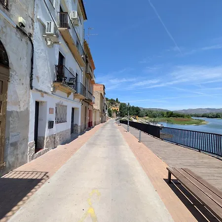 River Ebro Apartament